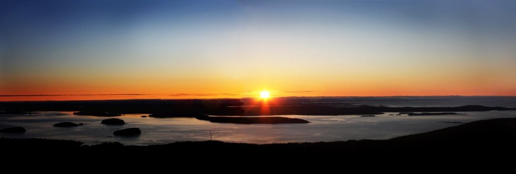 a3d1cb706a1eaeb6-c513c35fa01c9212-Sunrise-grandma-1024x346